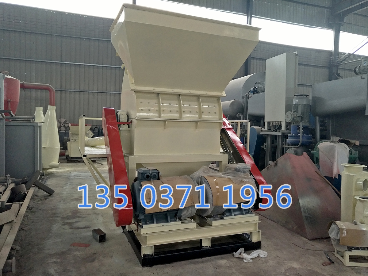 粉碎木頭的機(jī)器多少錢(qián)